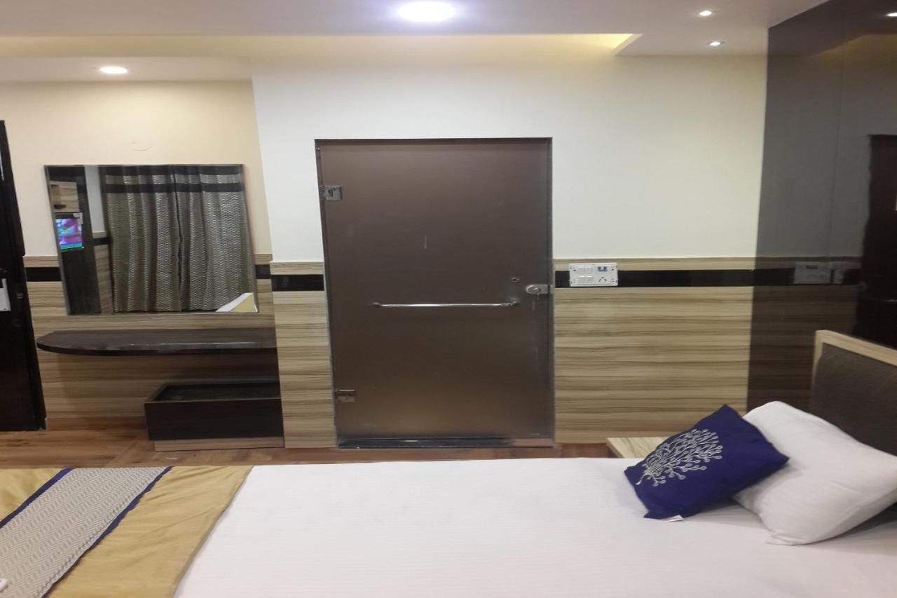 Oyo 86669 Arnav Residency Hotel New Delhi Exterior photo